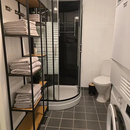 Barnevennlig Naer Bathavn Og Sentrum Apartamento