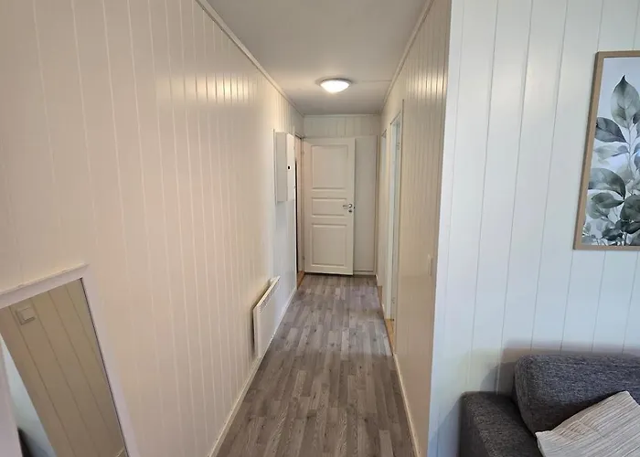 Barnevennlig Naer Bathavn Og Sentrum Tromsø