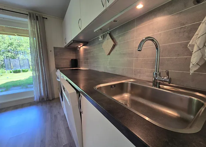 Barnevennlig Naer Bathavn Og Sentrum Apartment